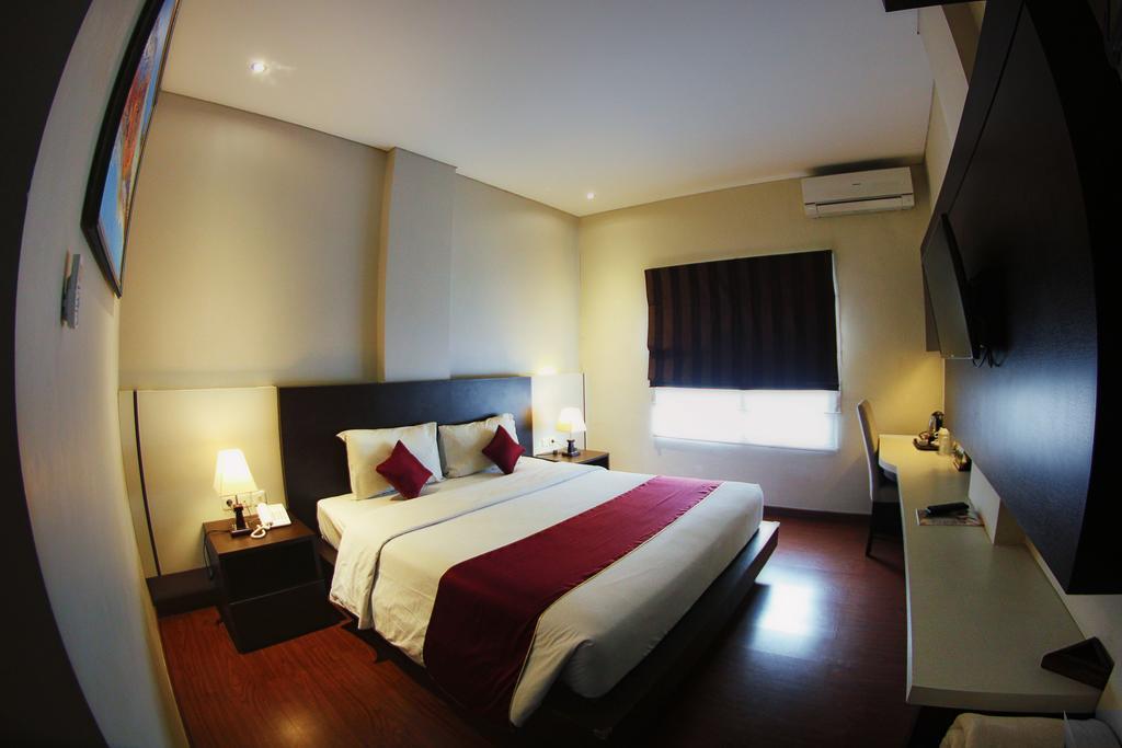 Sutan Raja Guest House Bandung Bagian luar foto